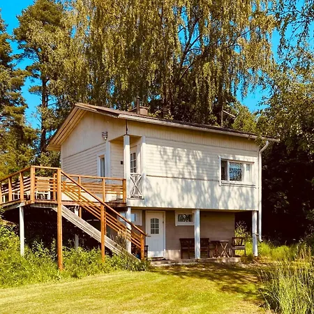 Sointula Apartment *